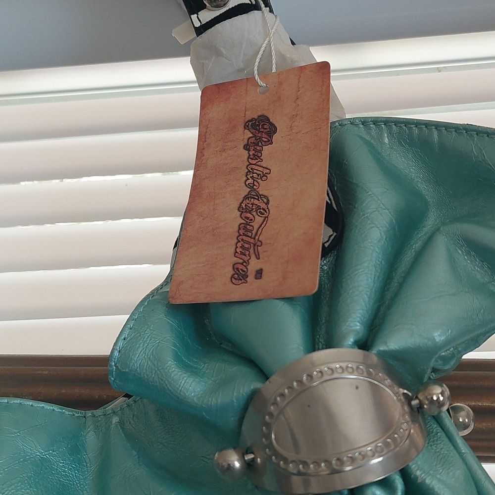 Rustic Contours Purse - Picture 3 of 5